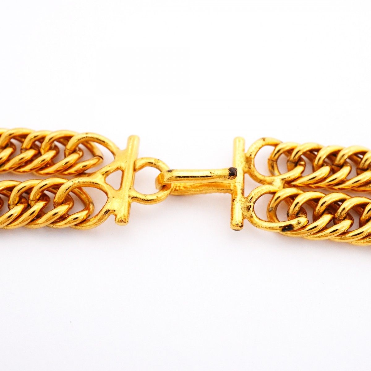 Chanel Necklace Vintage CC Logo Double Chain Lion Motif Gold Plated — view 4