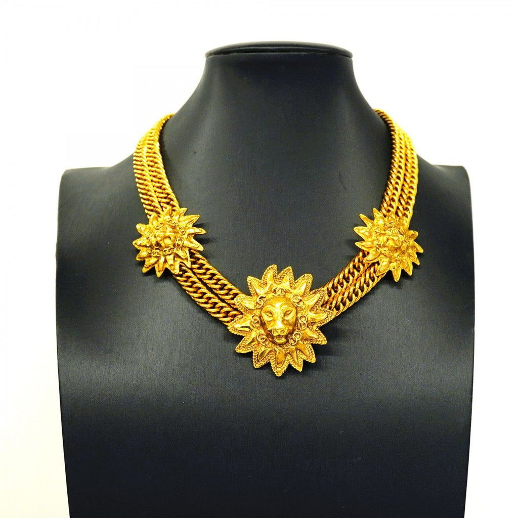 Chanel Necklace Vintage CC Logo Double Chain Lion Motif Gold Plated — view 6