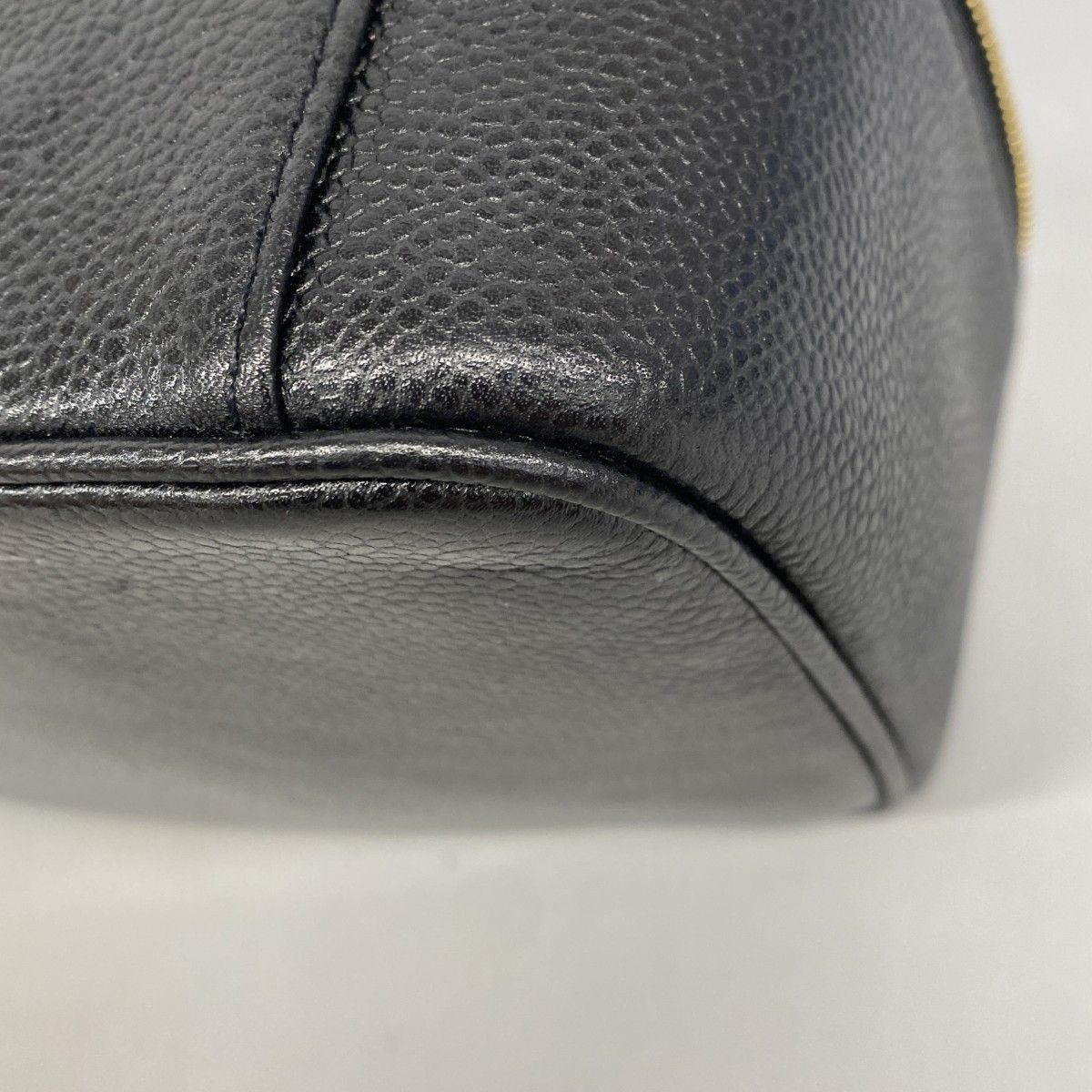 Chanel Vanity Bag Caviar Leather Black Gold — view 6