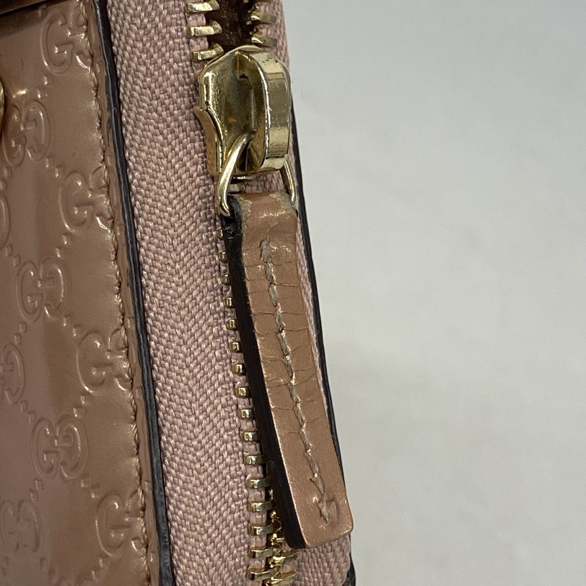 Gucci Wallet Micro Guccissima Enamel Pink Champagne Gold — view 7