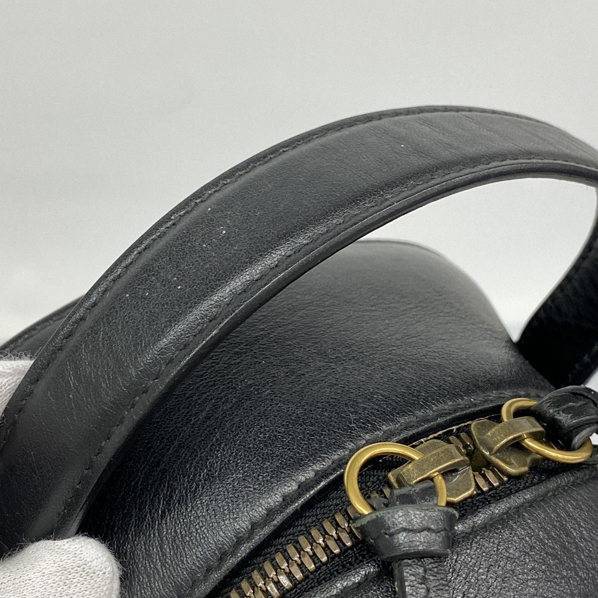 Gucci Backpack GG Marmont Leather Black Gold — view 8