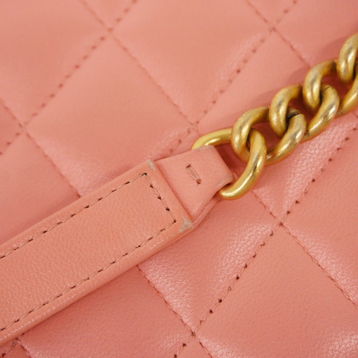 Chanel Shoulder Wallet Boy Lambskin Pink Gold — view 9
