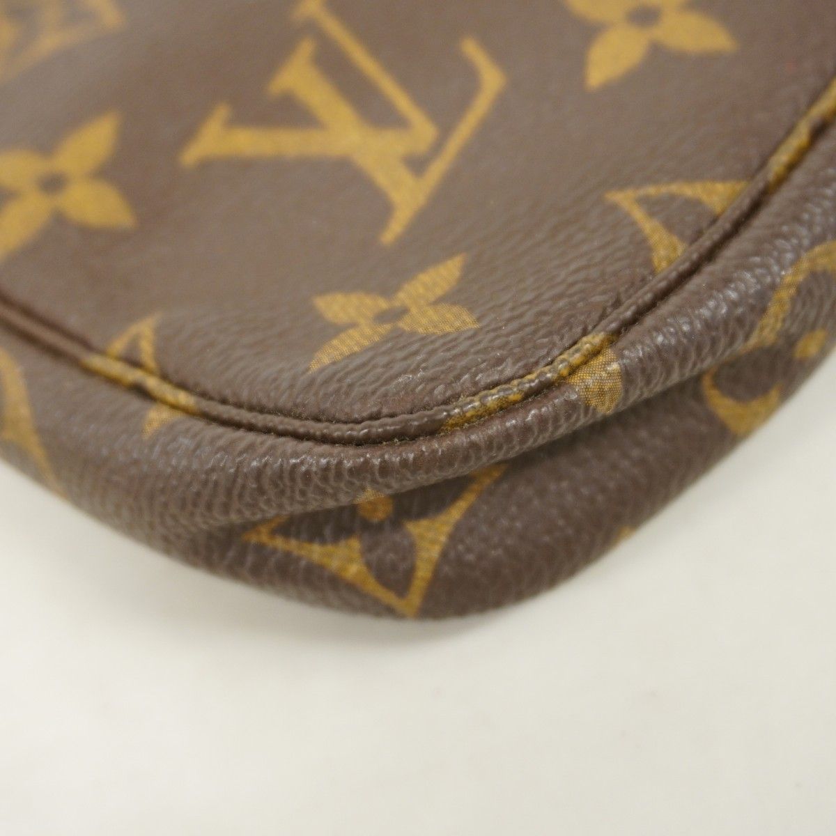 Louis Vuitton Pouch Monogram Porter Mini Pochette Brown — view 7
