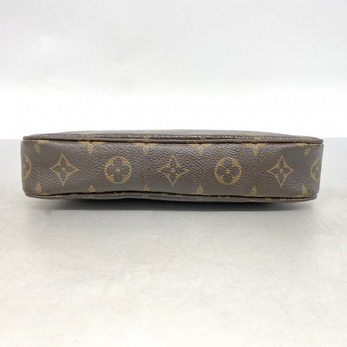 Louis Vuitton Pouch Monogram Pochette Brown — view 3