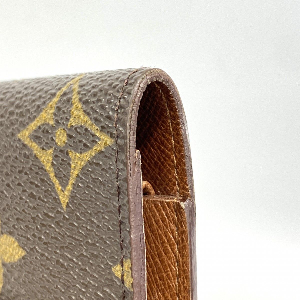 Louis Vuitton Trifold Wallet Monogram Portefeuille International Brown — view 7