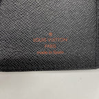 Louis Vuitton Notebook Cover Epi Agenda PM Noir — view 4