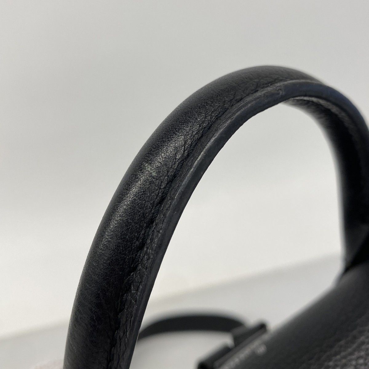 Louis Vuitton Backpack Taurillon Lockme Noir — view 9
