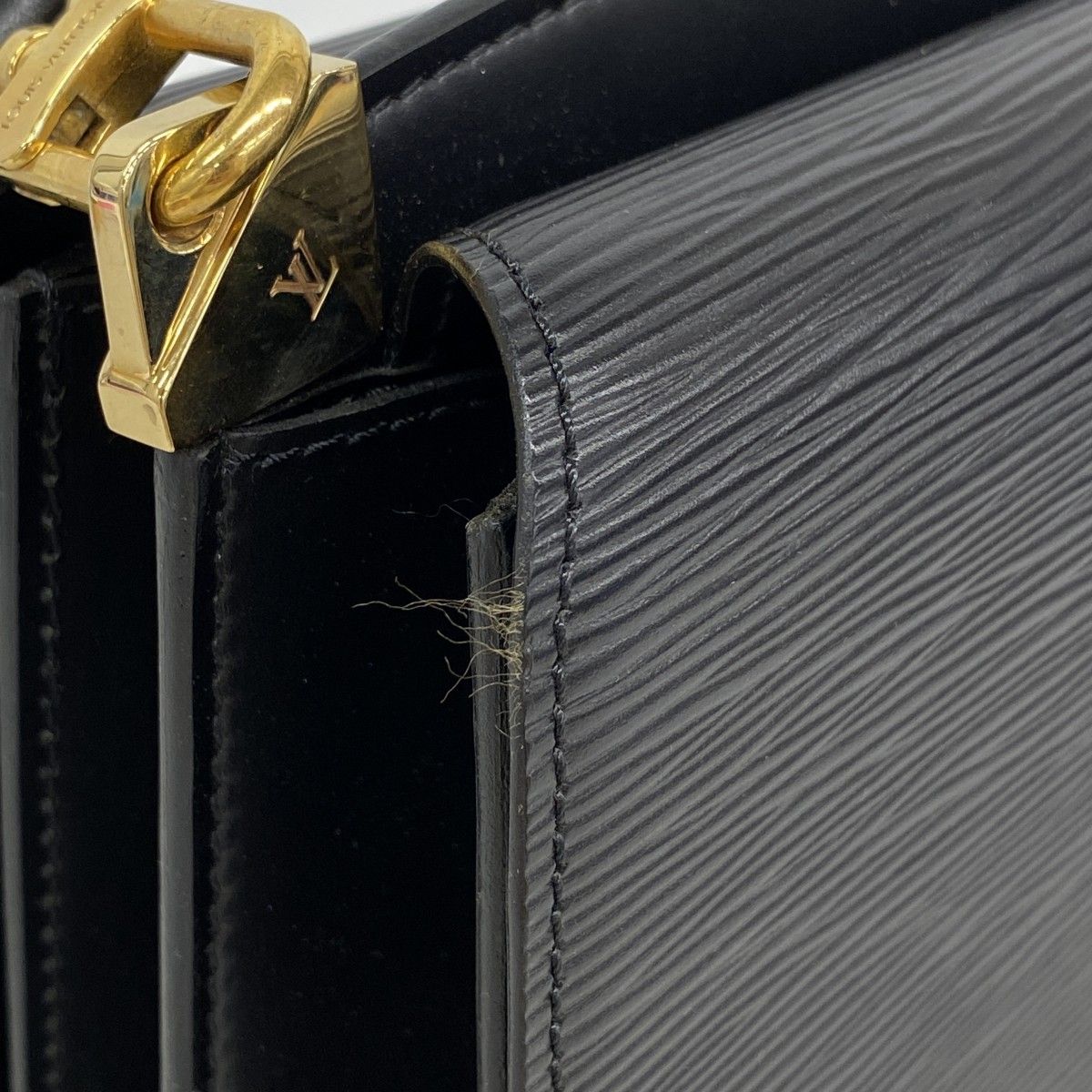 Louis Vuitton Shoulder Bag Epi Grenelle Noir — view 8