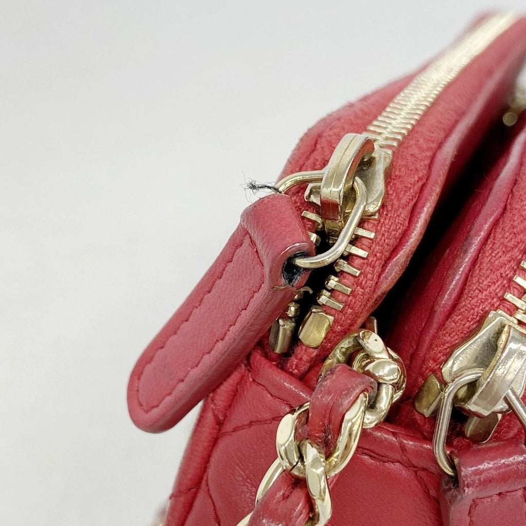 Chanel Shoulder Bag Quilted Lambskin Red Champagne Gold — view 9