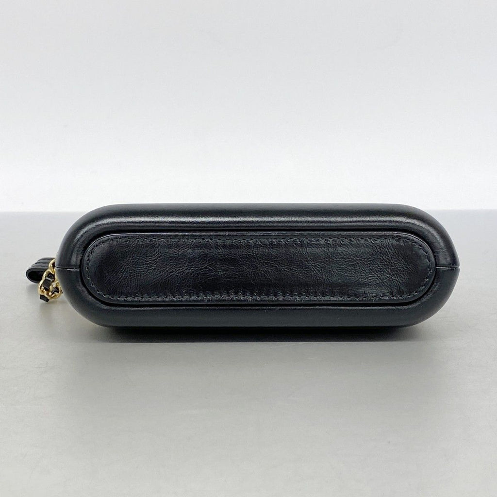 Chanel Shoulder Bag Gabrielle Lambskin Beige Black Gold Silver — view 3