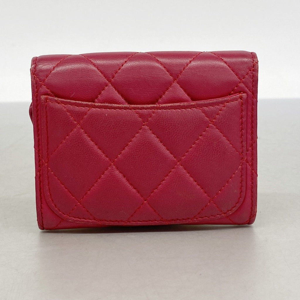 Chanel Card Case Quilted Lambskin Red Silver — view 9