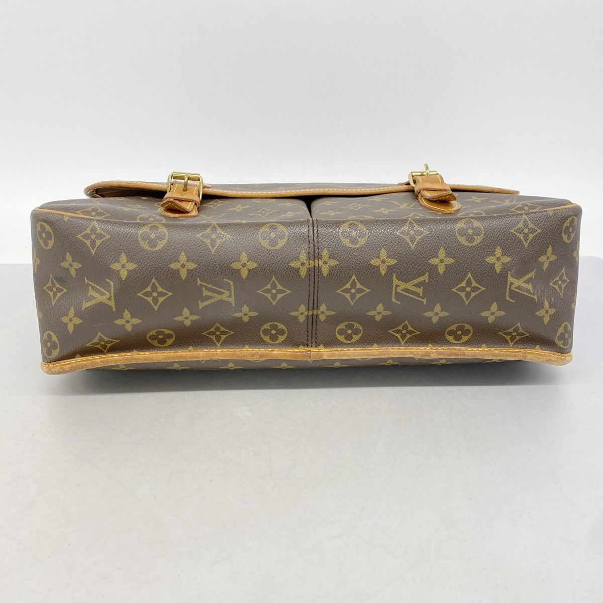 Louis Vuitton Shoulder Bag Monogram Givesiere GM Brown — view 3