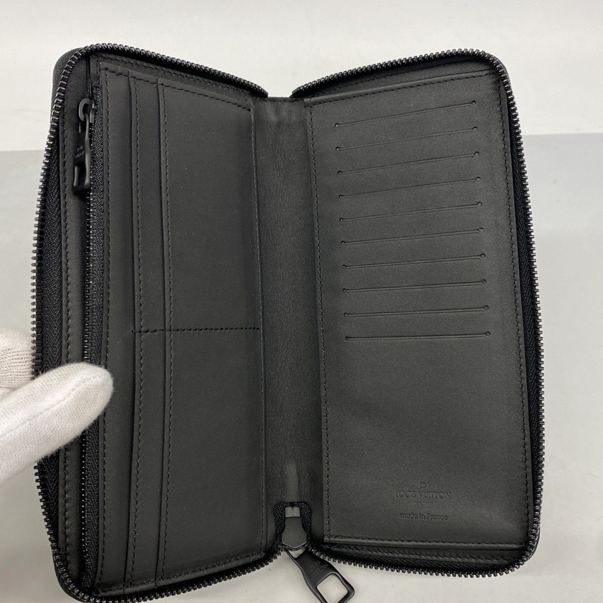Louis Vuitton Wallet Monogram Spotlight Zippy Vertical Black Multicolor — view 3