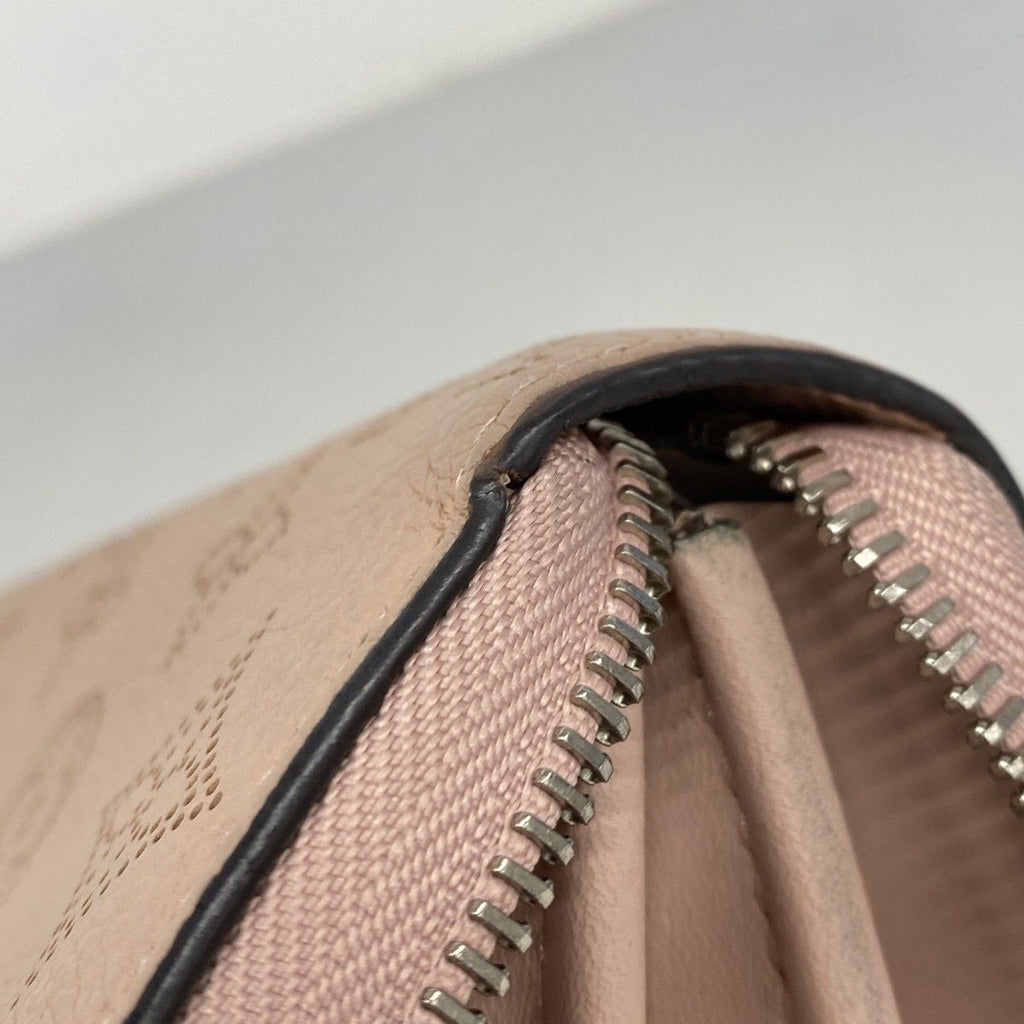 Louis Vuitton Wallet Mahina Zippy Magnolia — view 5