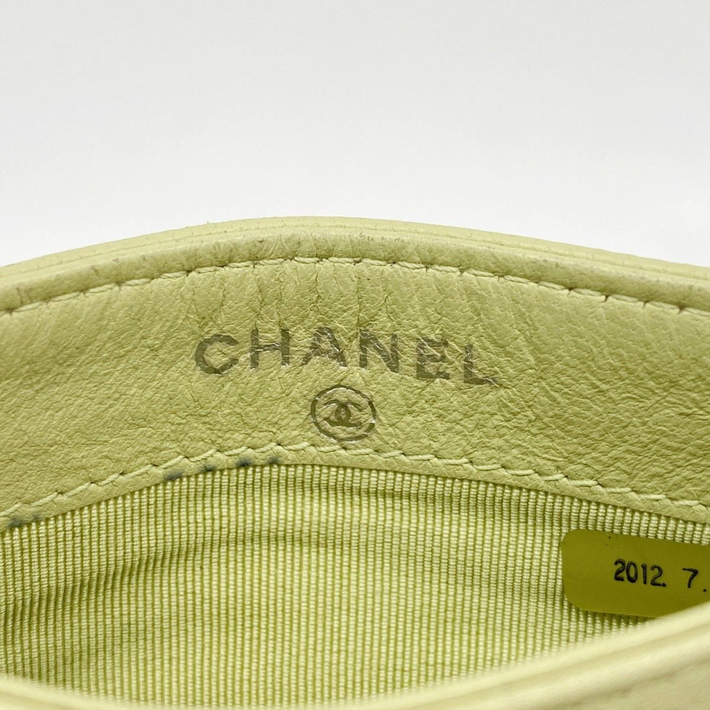 Chanel Card Case Quilted Lambskin Light Green Silver — view 4