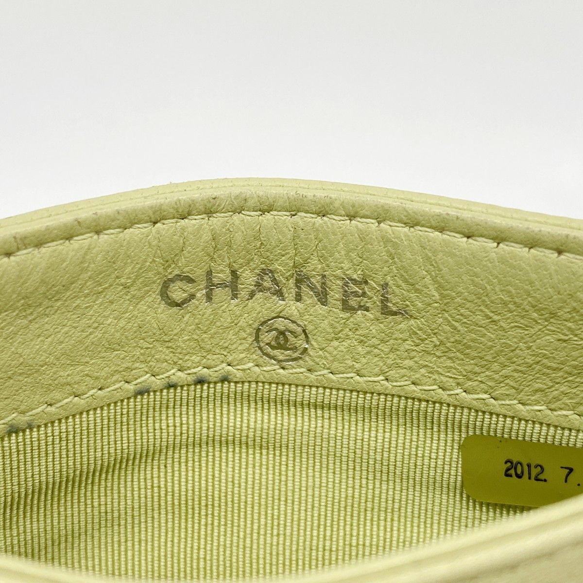 Chanel Card Case Quilted Lambskin Light Green Silver — view 4