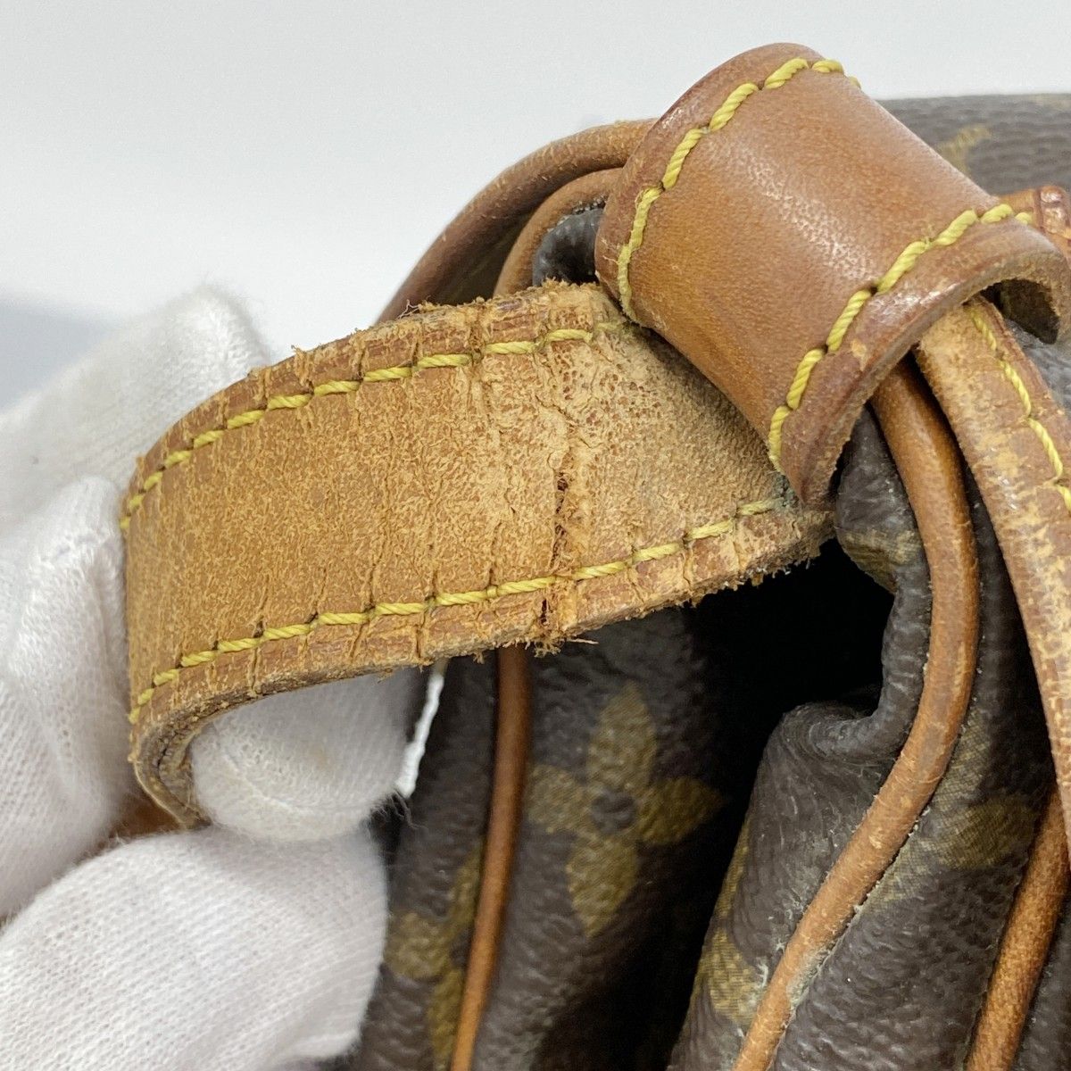 Louis Vuitton Shoulder Bag Monogram Saumur 30 Brown — view 6