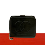 Chanel CC Logo Vintage Caviar Leather Bifold Wallet Black