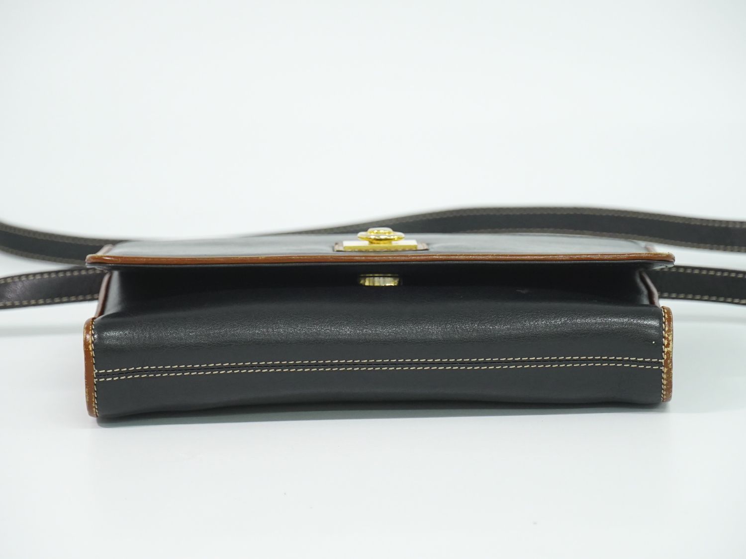 Celine Leather Shoulder Bag Pochette Black — view 3