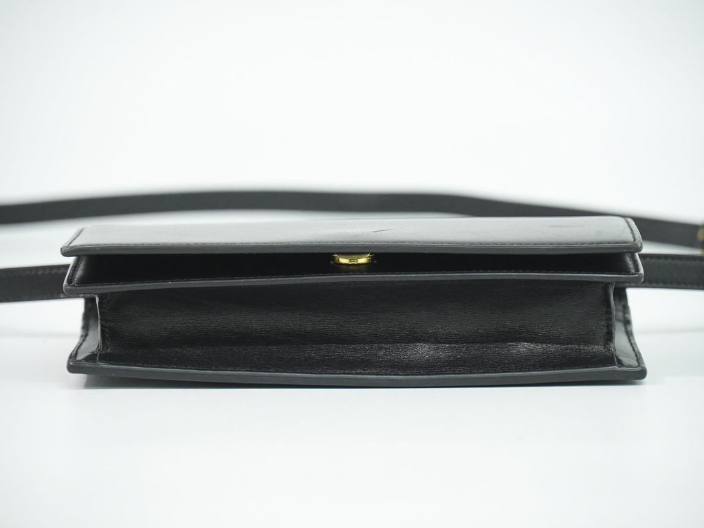 Saint Laurent Leather Shoulder Bag Pochette Black — view 3