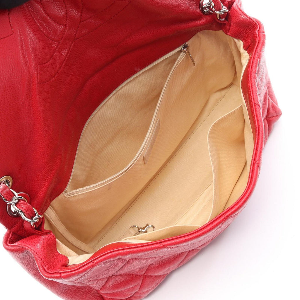 Chanel Shoulder Bag Quilted Large Red Caviar Leather Chain — view 3