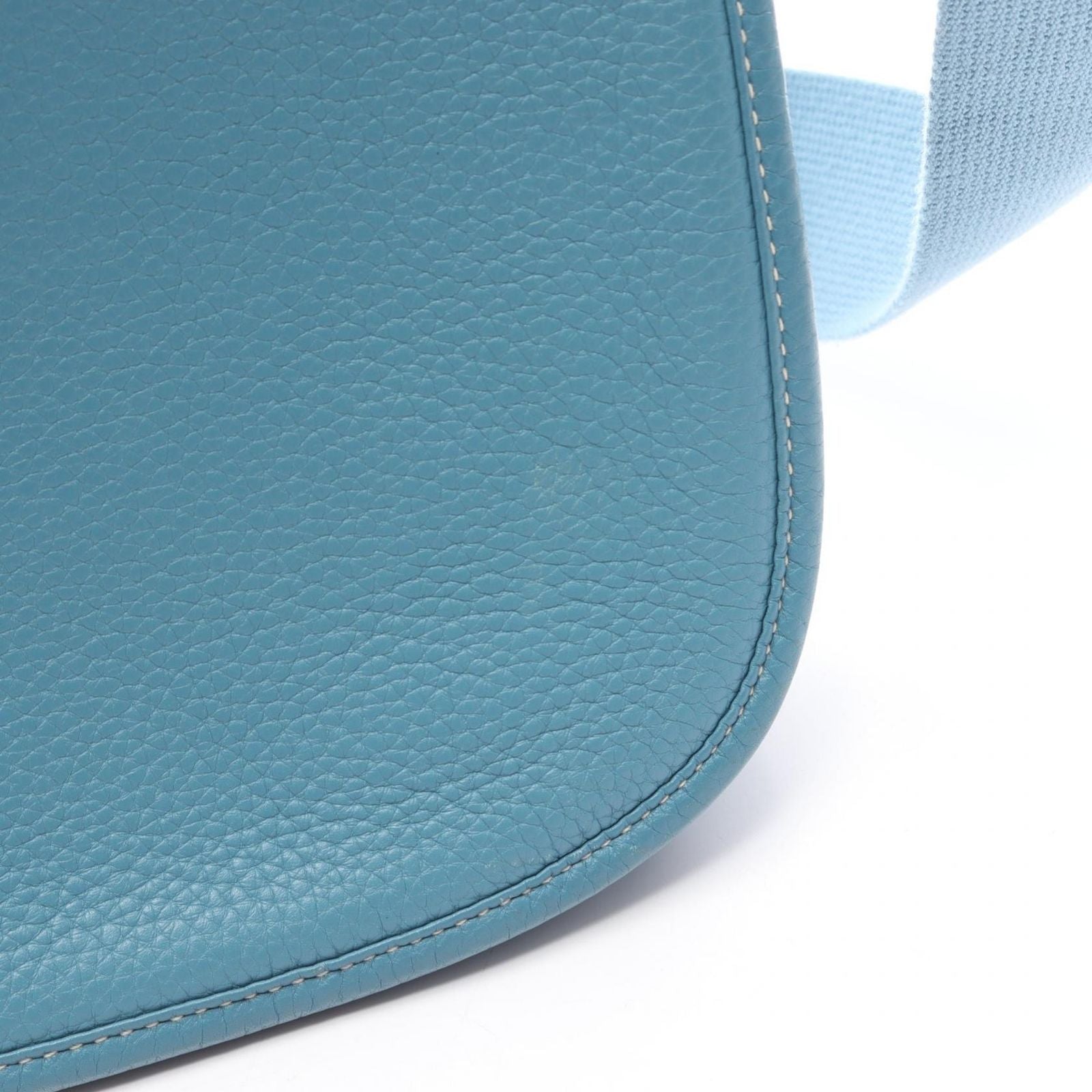 Hermes Shoulder Bag Evelyne 3 Trois PM Blue Jean Leather — view 7