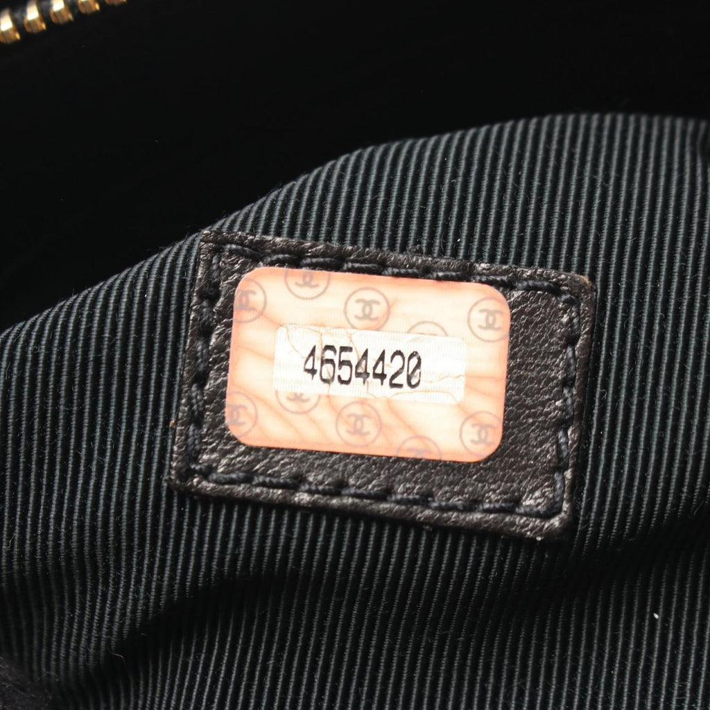 Chanel Tote Logo Embroidery Black Calf — view 5