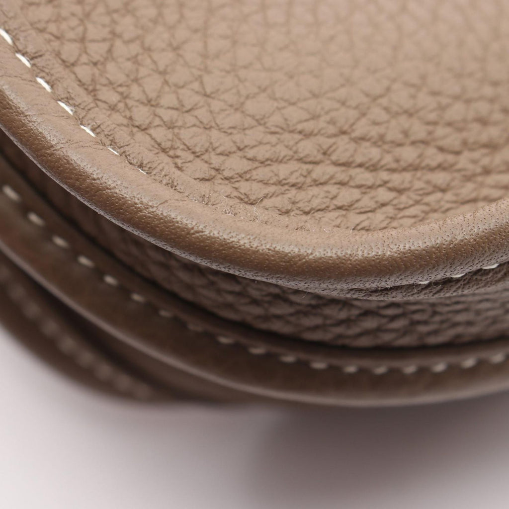 Hermes Shoulder Bag Evelyne 3 Trois PM Etoupe Leather — view 8