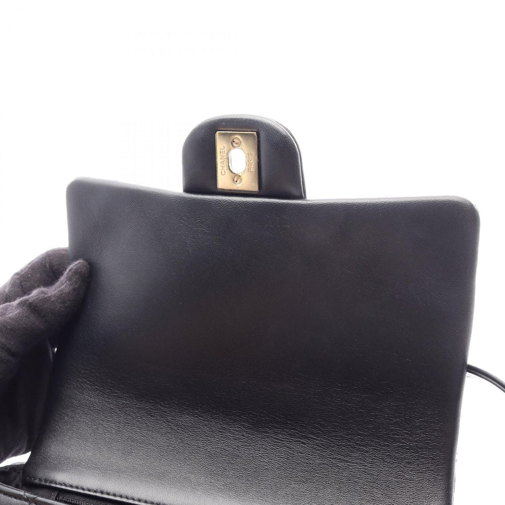 Chanel Shoulder Bag Quilted Ruffles Black Lambskin — view 6