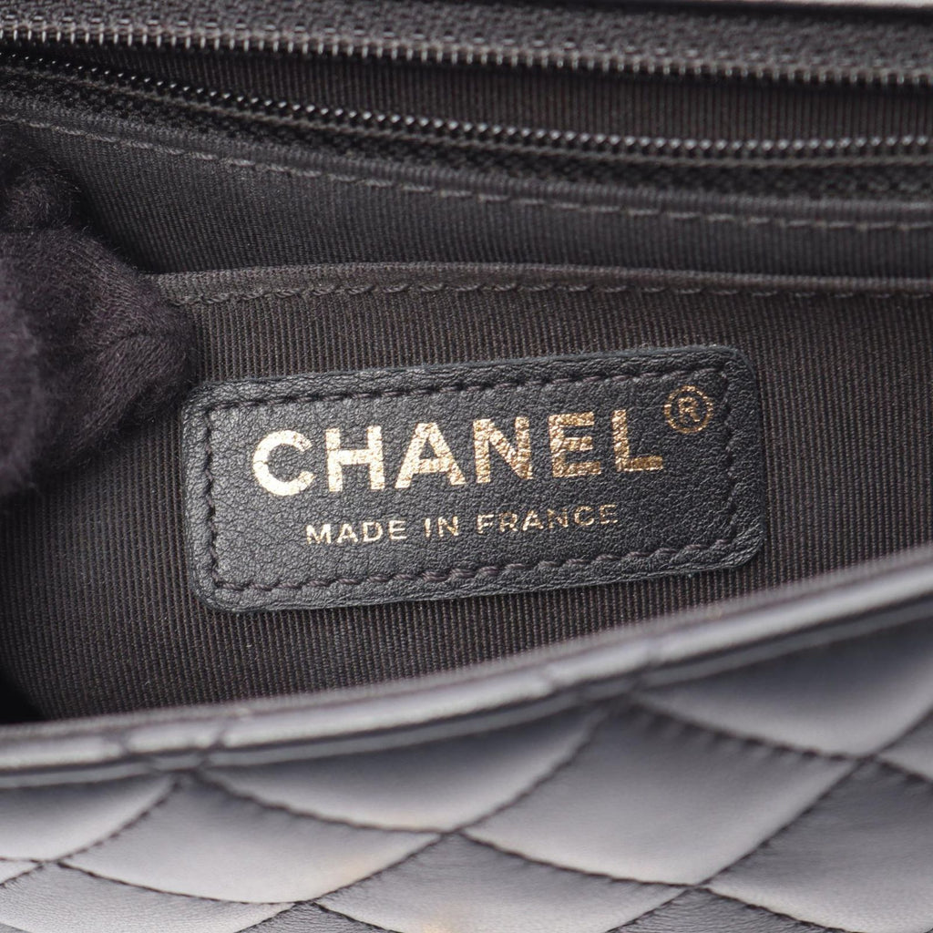 Chanel Shoulder Bag Quilted Ruffles Black Lambskin — view 4