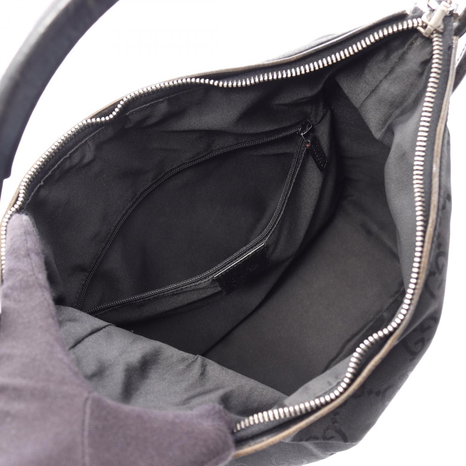 Gucci Shoulder Bag GG Pattern 001 Black Nylon — view 3