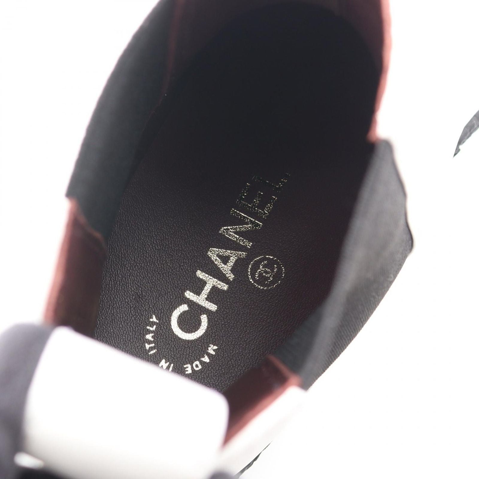 Chanel Boots CC Logo White Black Leather Short — view 5