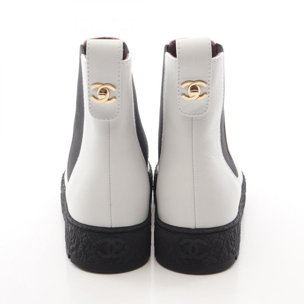 Chanel Boots CC Logo White Black Leather Short — view 8