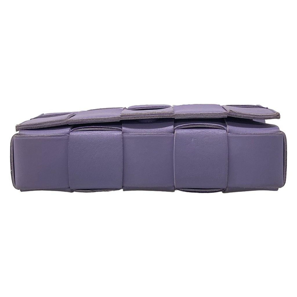 Bottega Veneta Shoulder Bag Cassette Purple Leather — view 5