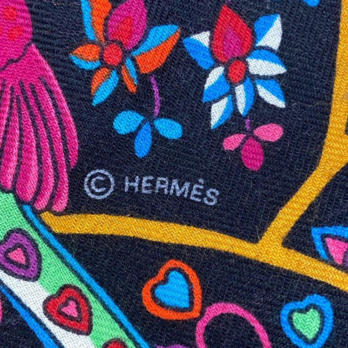Hermes Shawl Carre Geant 140 Black Orange Multi Au Pays Des Oiseaux Fleurs in — view 2