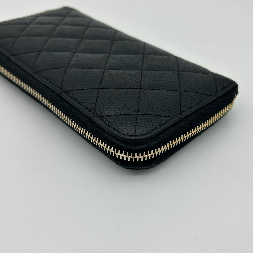 Chanel Wallet Quilted Caviar Leather Black — view 7