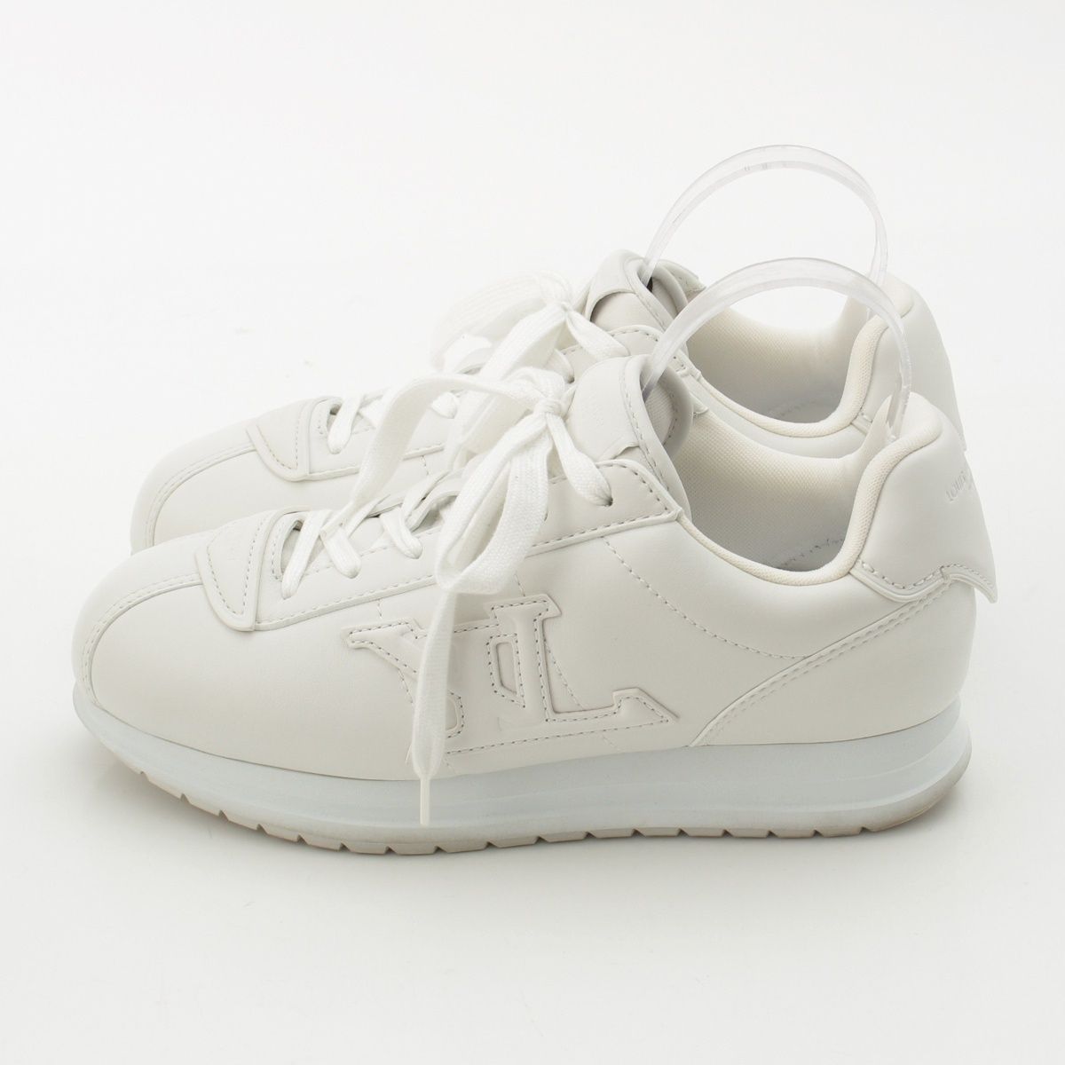 Louis Vuitton LV Butter Soft Leather Padded Low Cut Sneakers White — view 3