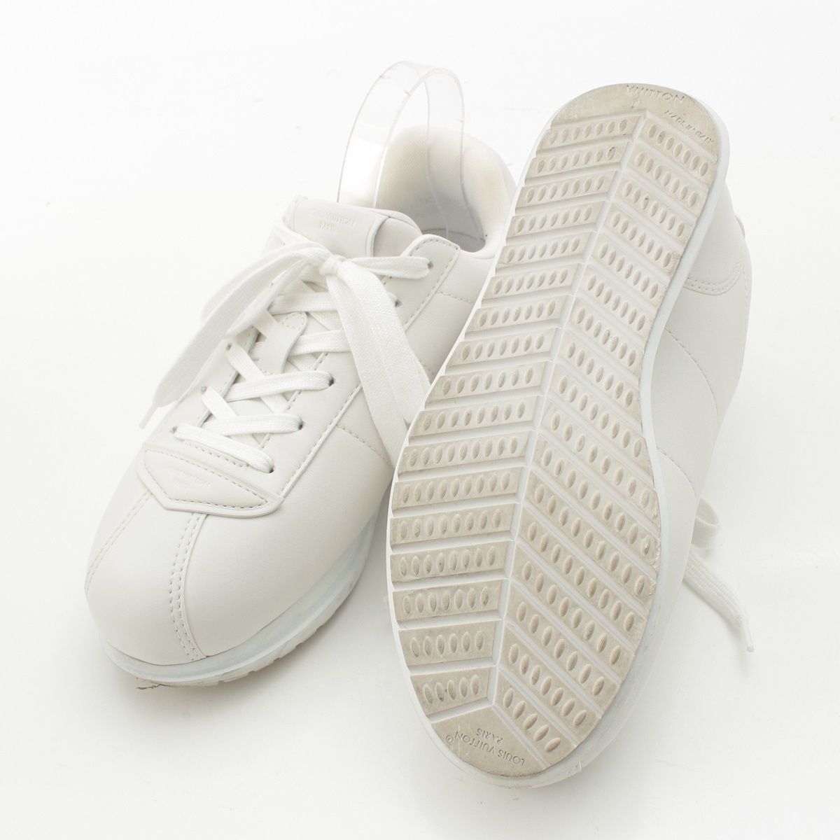 Louis Vuitton LV Butter Soft Leather Padded Low Cut Sneakers White — view 5