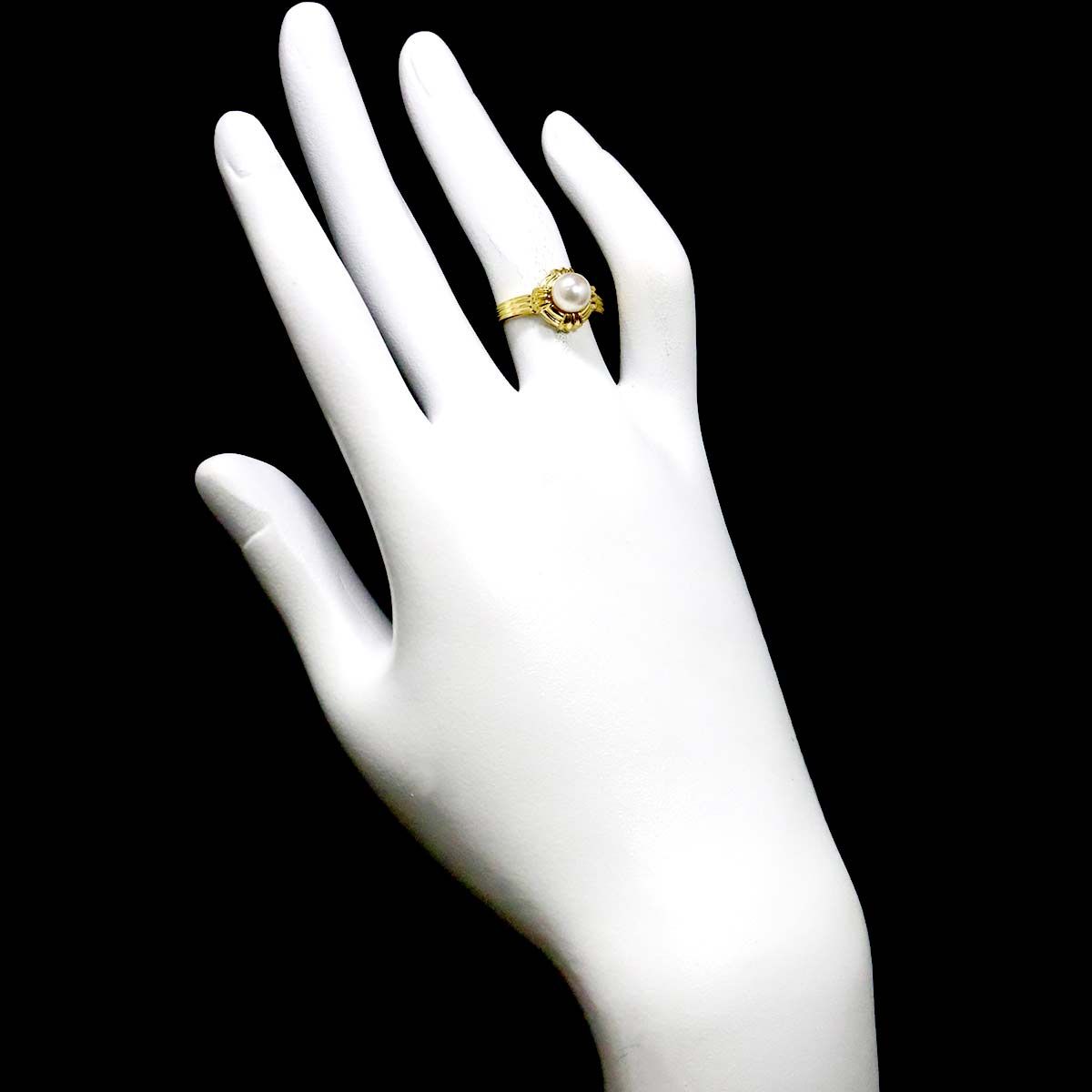 Tiffany & Co Akoya Pearl Ring 18k YG Yellow Gold — view 7