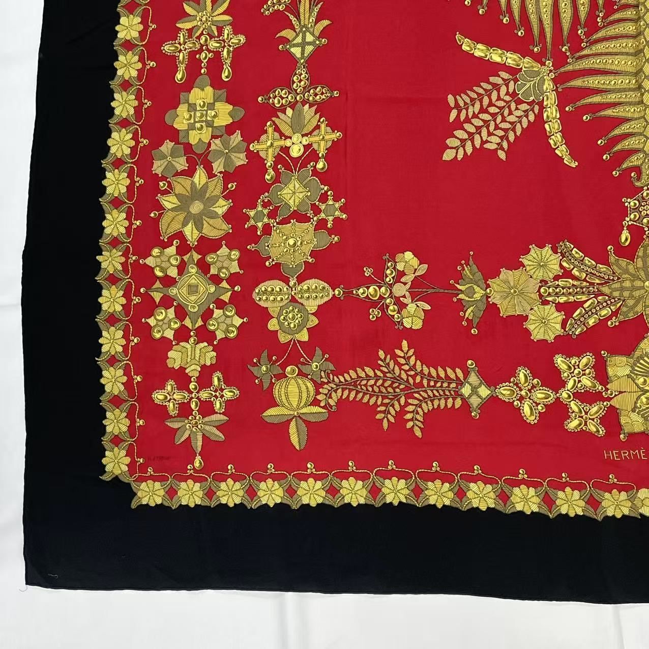 Hermes Super Large Carre 140 Scarf Silk Scheherazade — view 4