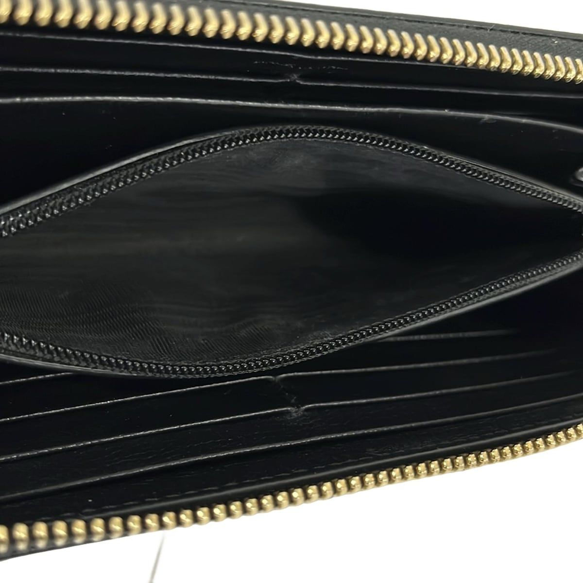 Saint Laurent Wallet Black Zip Around Leather — view 4
