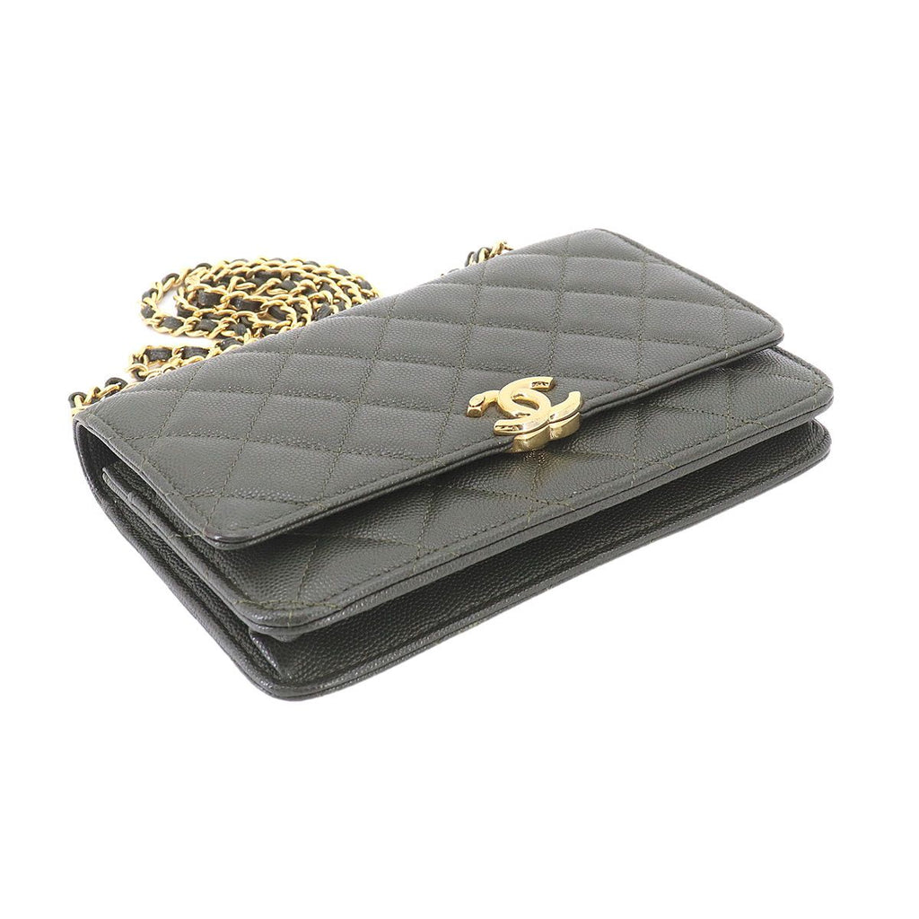 Chanel Quilted Chain Wallet Leather Green Gold — view 4