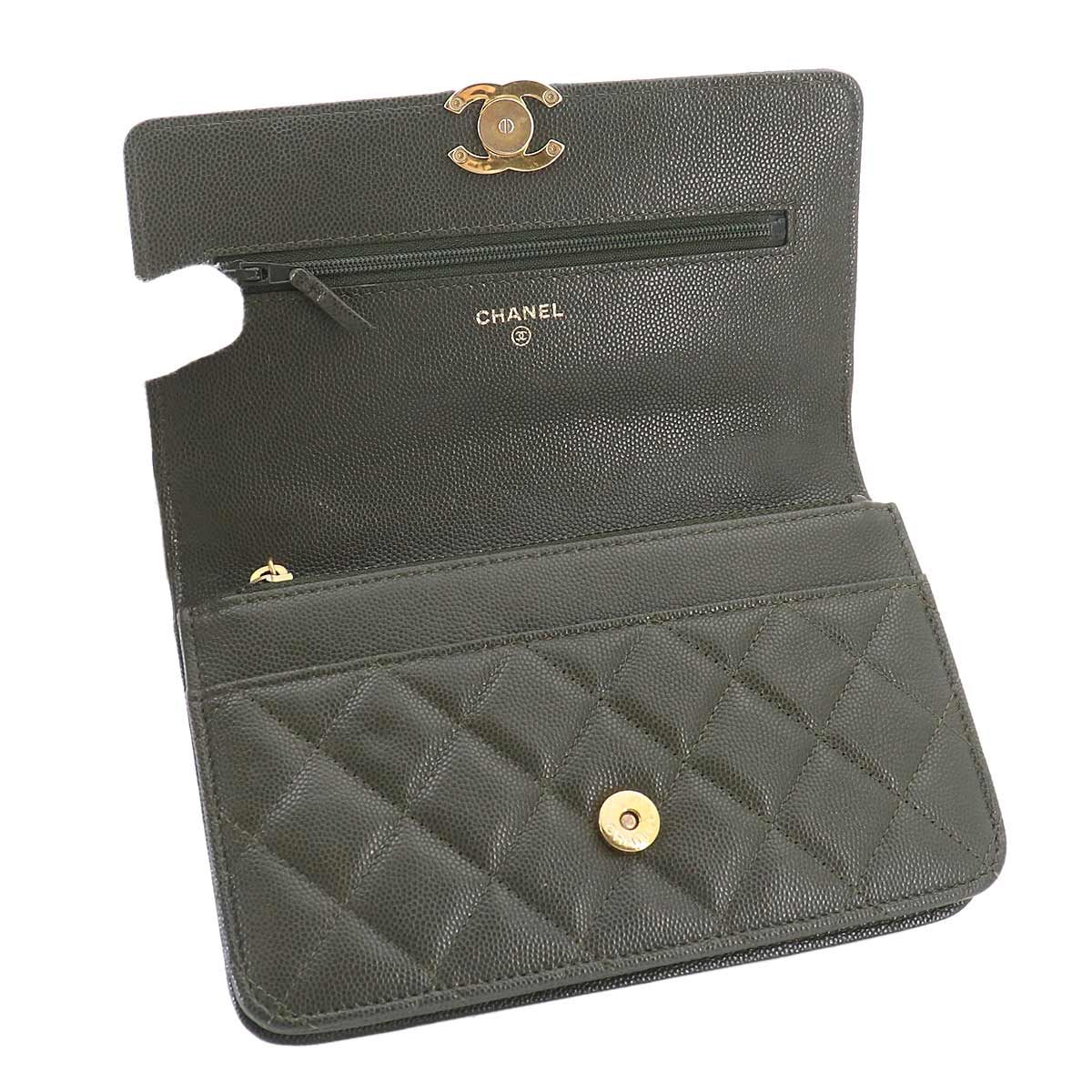 Chanel Quilted Chain Wallet Leather Green Gold — view 6