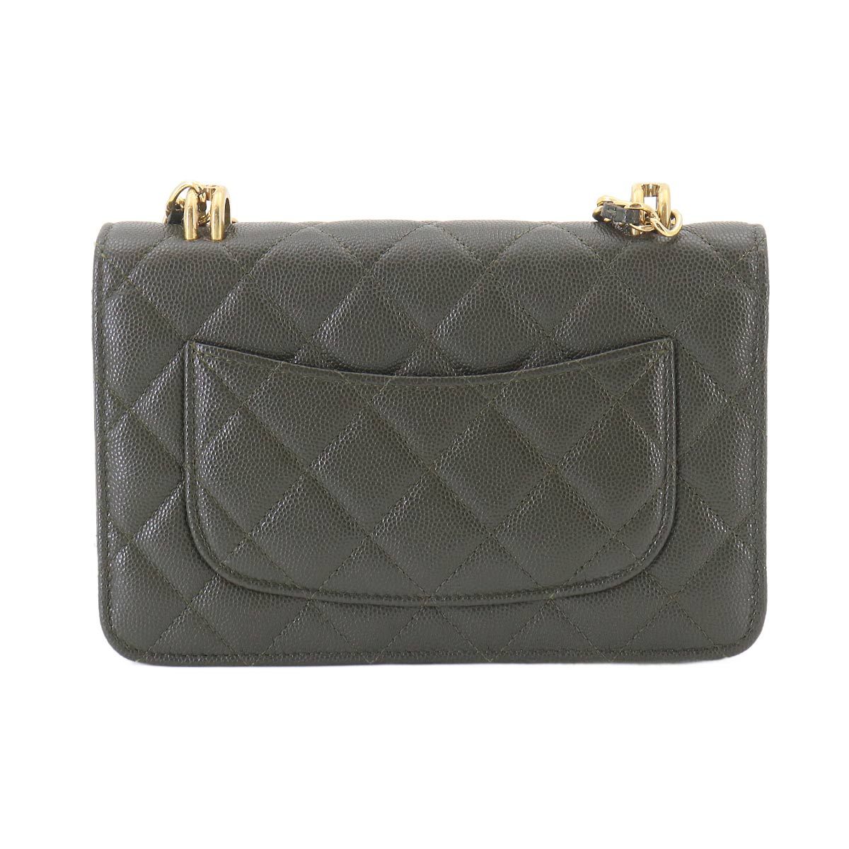 Chanel Quilted Chain Wallet Leather Green Gold — view 2