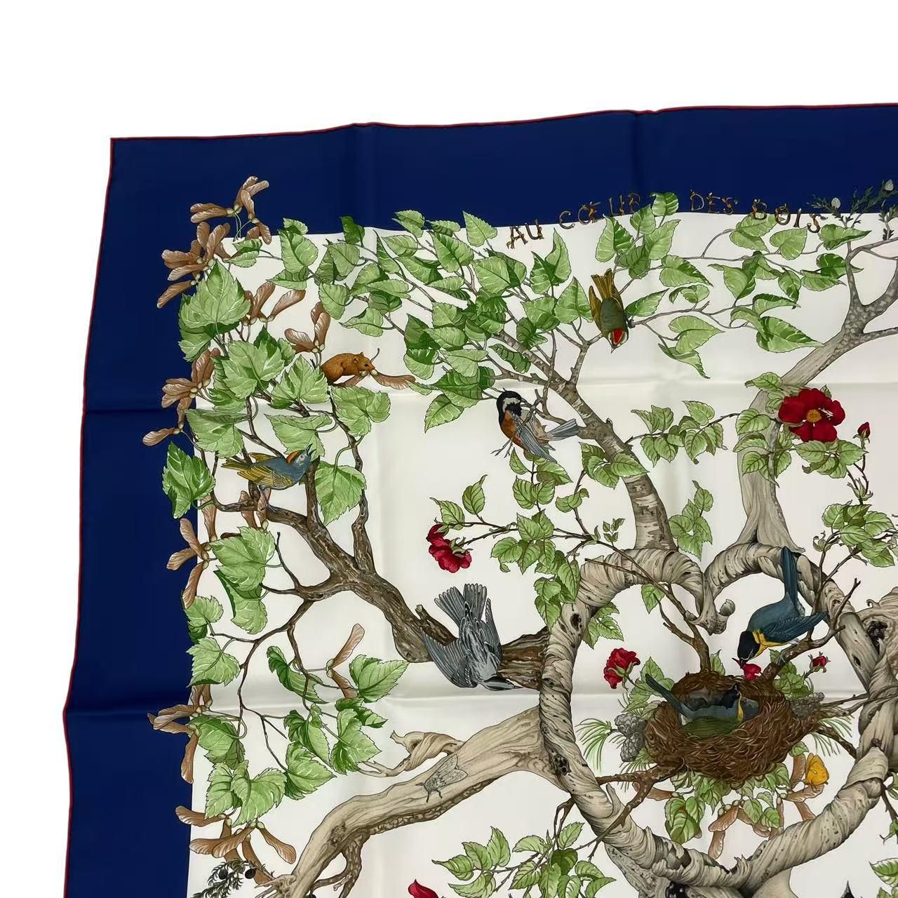 Hermes Carre 90 AU Coeur Des Bois in the Forest Scarf Silk Navy — view 3