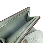 Louis Vuitton Trifold Wallet Mahina Portefeuille Iris XS Vert Rag-n Leather — view 4