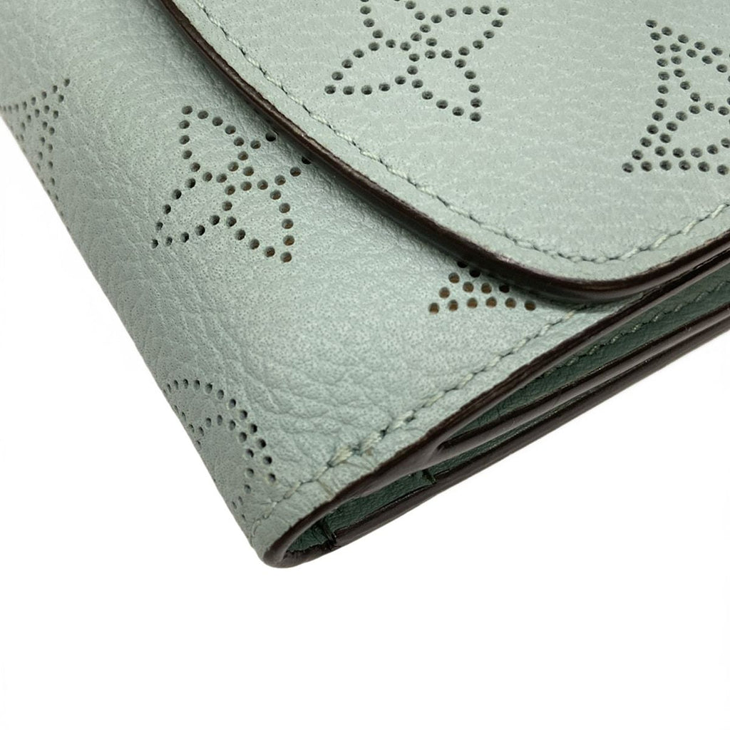 Louis Vuitton Trifold Wallet Mahina Portefeuille Iris XS Vert Rag-n Leather — view 7