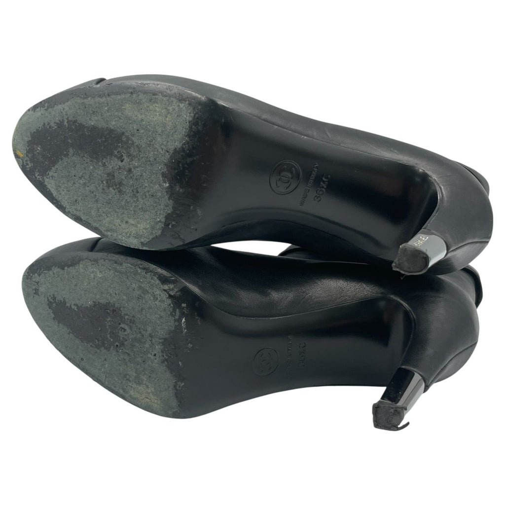 Chanel Short Boots Leather CC Logo Black — view 9