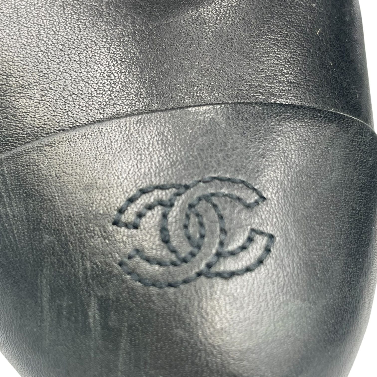 Chanel Short Boots Leather CC Logo Black — view 7