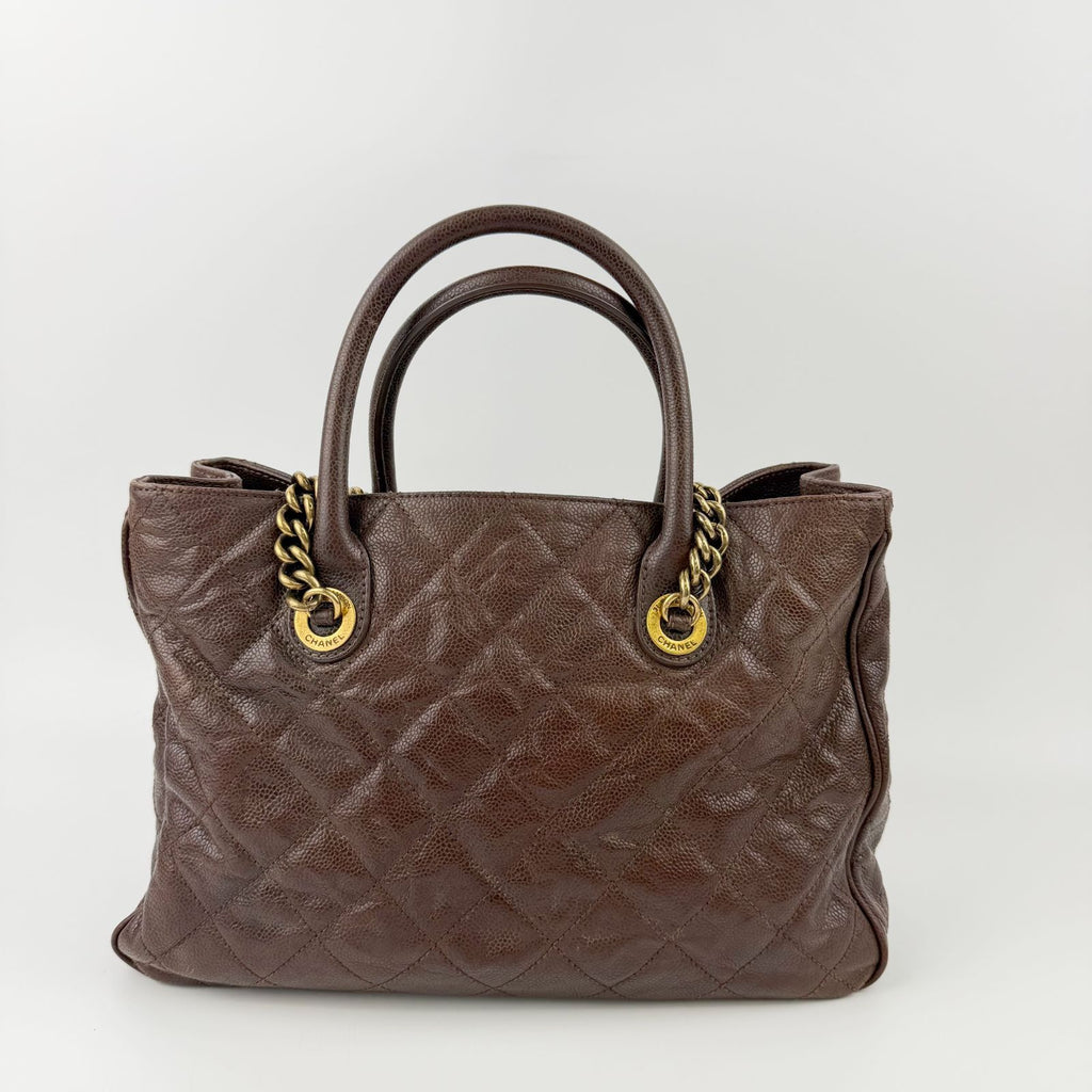 Chanel Quilted CC Logo Chain Tote Shoulder Bag Caviar Leather Brown Gold Vintage — view 4